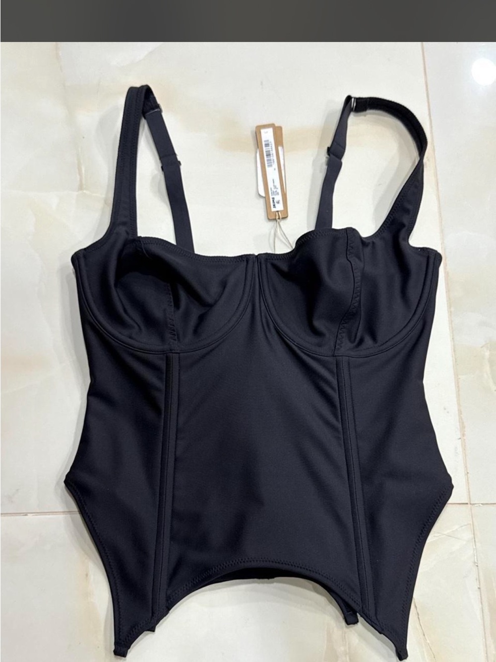 SKIMS body corset - Picture 2 of 6